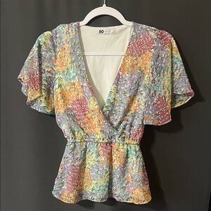 SO Women's Floral V-Neck Blouse - Pink, Orange, Green size XS
